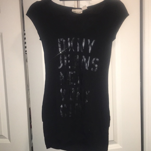 Dkny Tops - 💋cute top Dkny Tops - 💋cute top